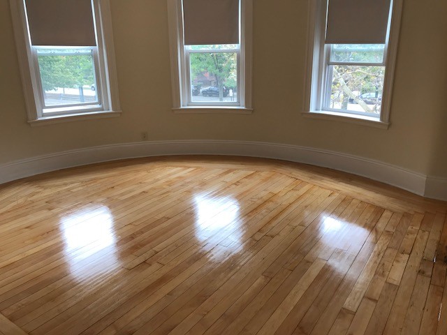 2 bed, 1 bath apartment for rent at 1822 Beacon St Unit 5, Brookline — photo 2 of 7