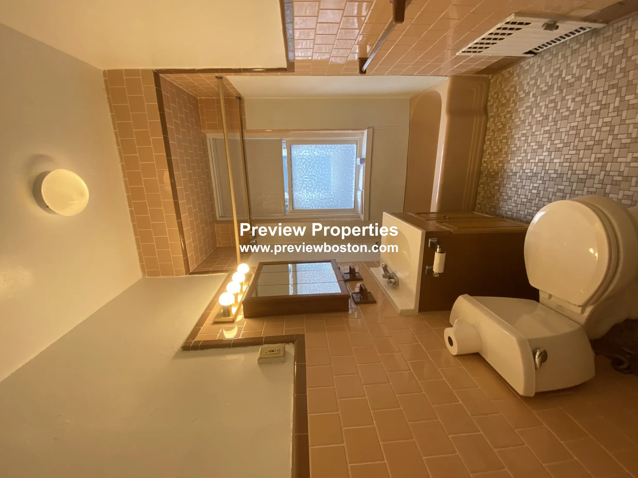 2 bed, 1 bath apartment for rent at 1822 Beacon St Unit 7, Brookline — photo 6 of 12