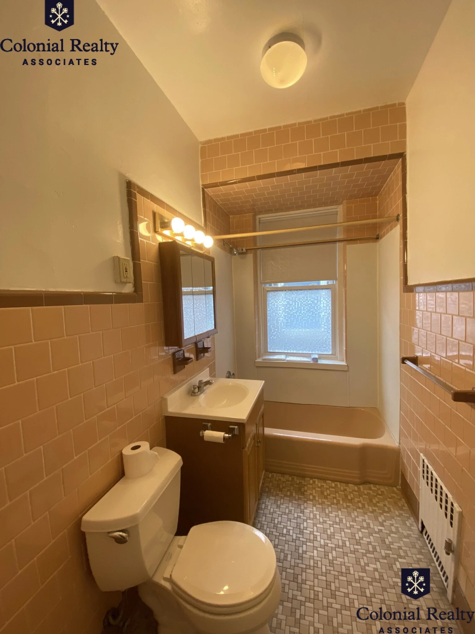 2 bed, 1 bath apartment for rent at 1822 Beacon St Unit 7, Brookline — photo 17 of 18