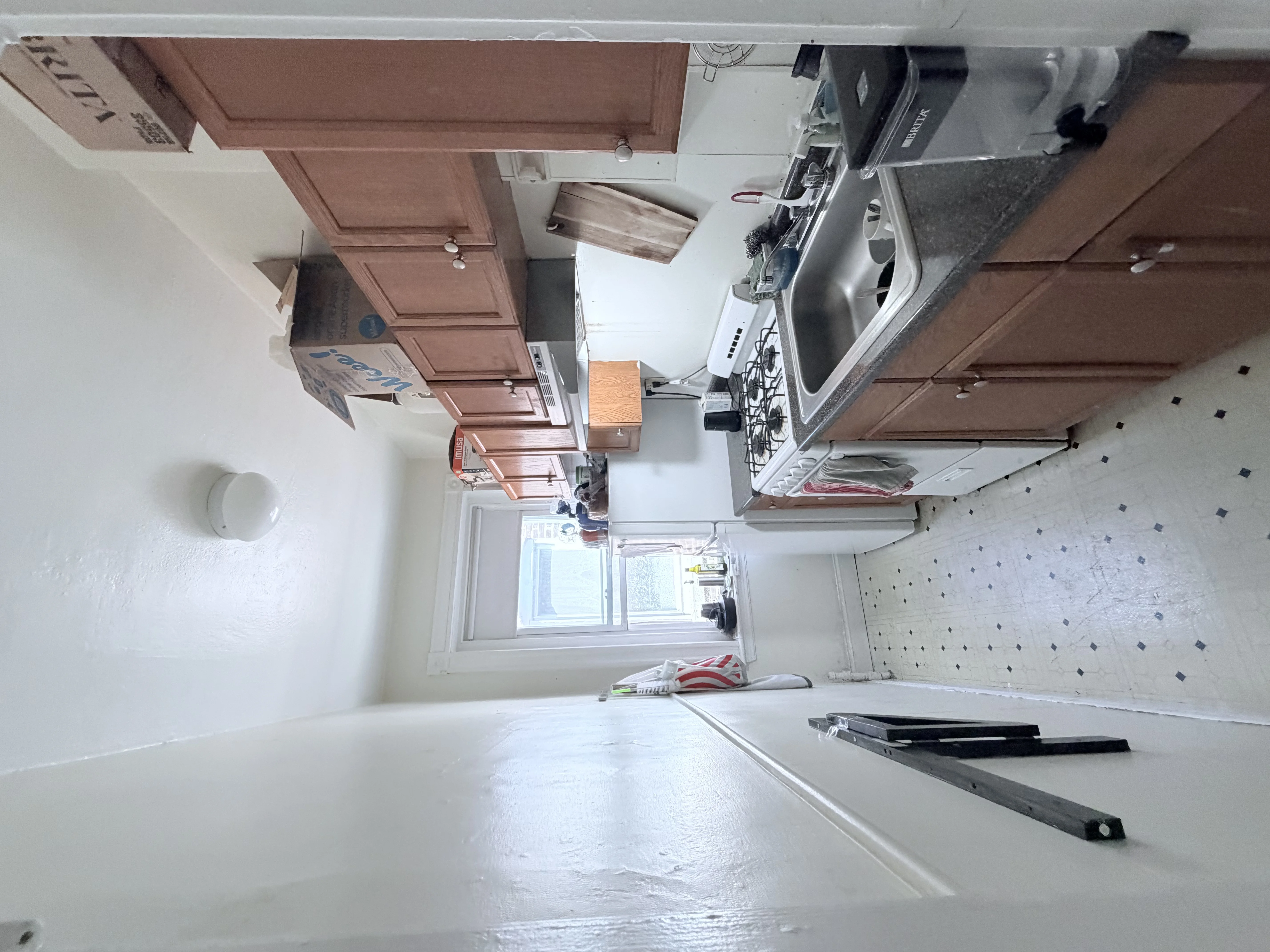 2 bed, 1 bath apartment for rent at 1822 Beacon St Unit 8, Brookline — photo 4 of 11