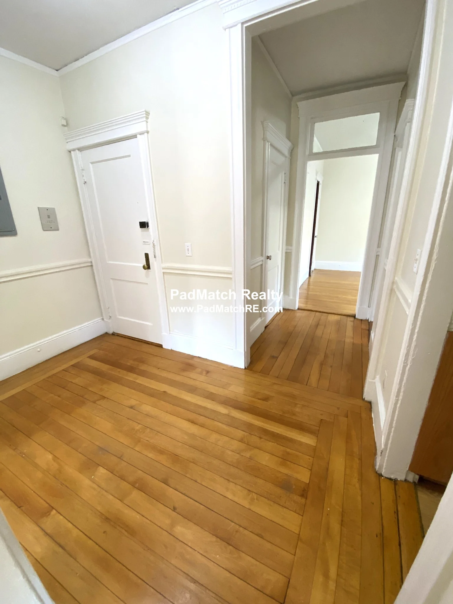 2 bed, 1 bath apartment for rent at 1822 Beacon St Unit 8, Brookline — photo 7 of 16