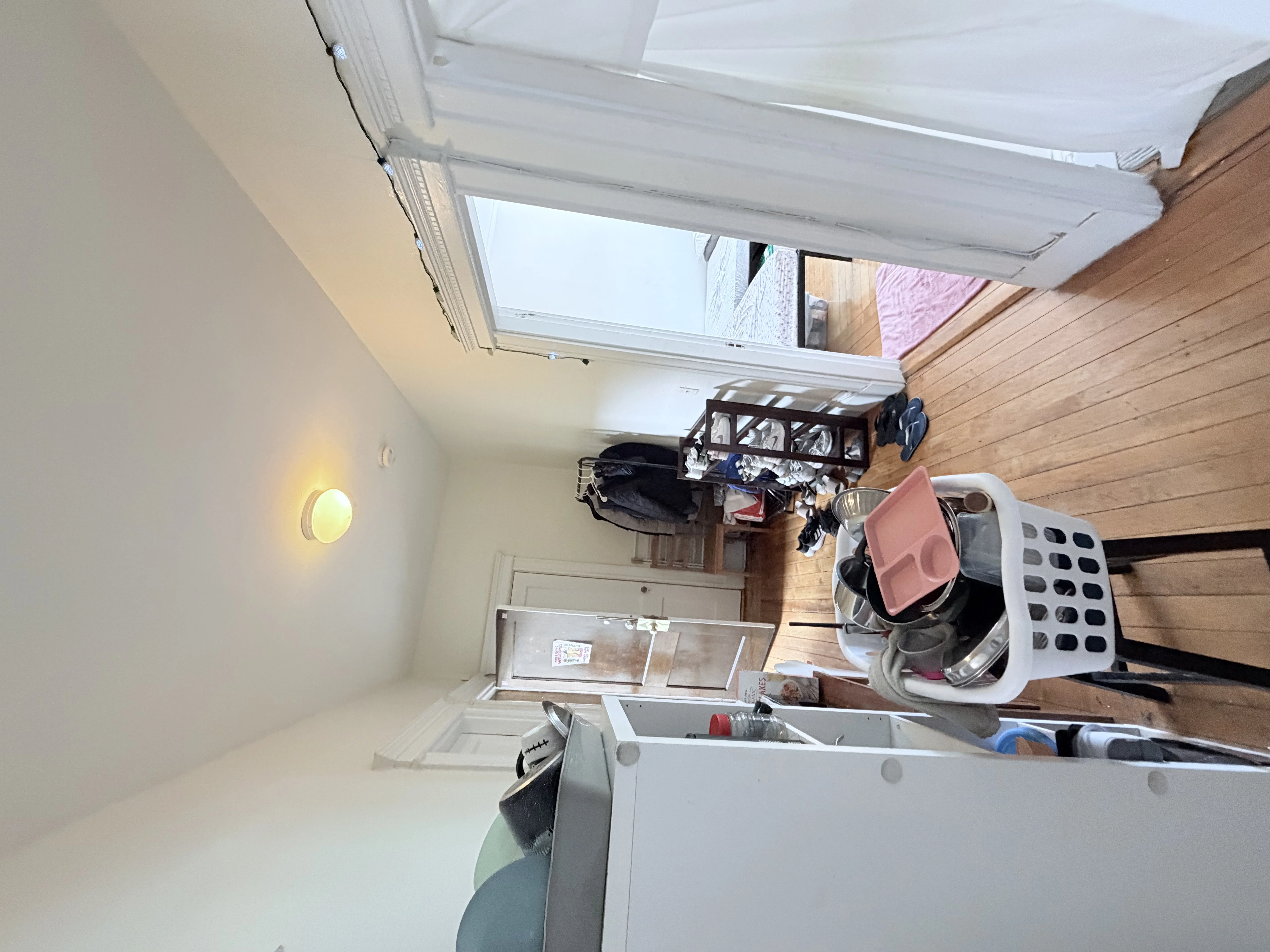 2 bed, 1 bath apartment for rent at 1822 Beacon St Unit 8, Brookline — photo 9 of 11