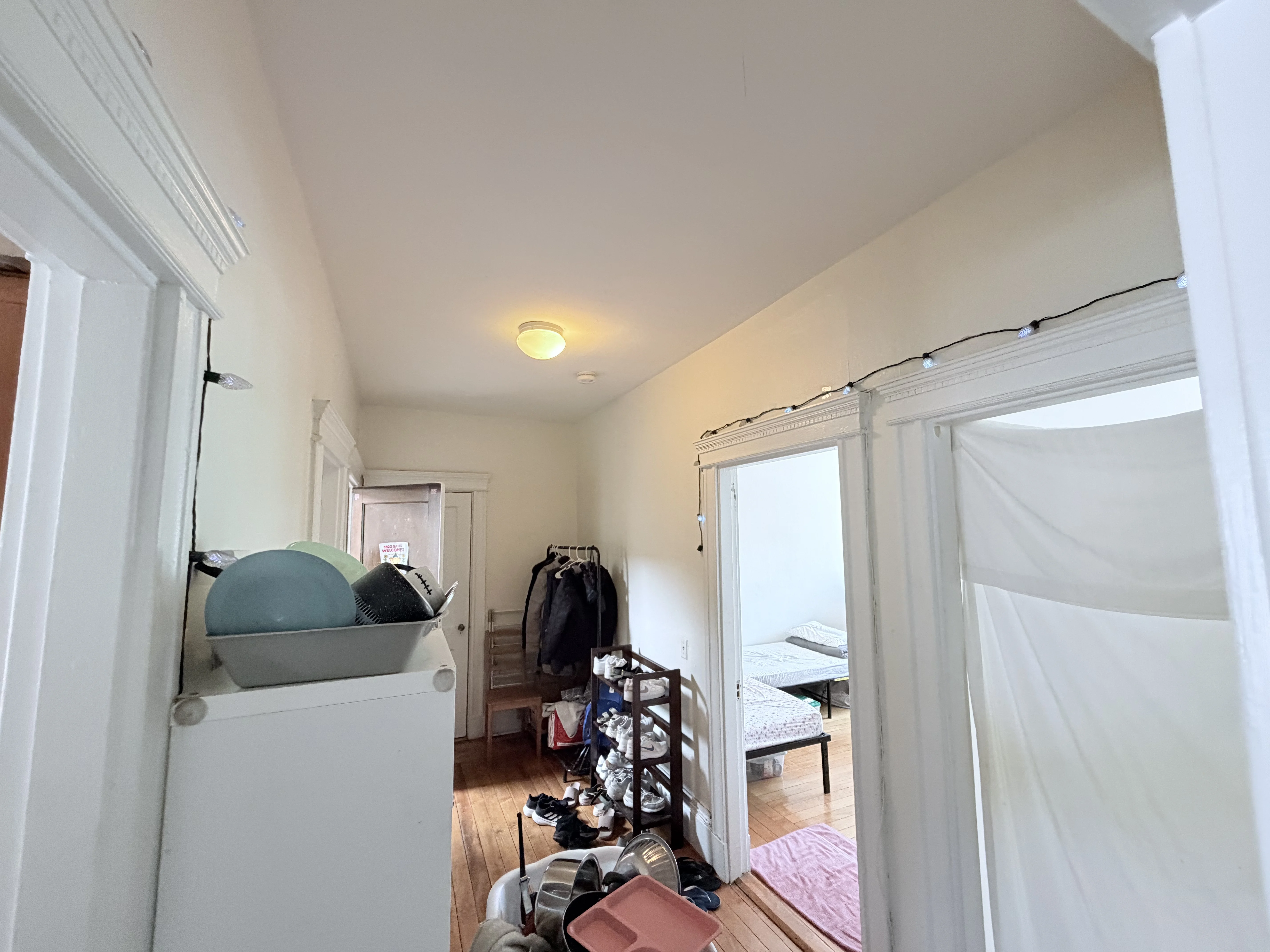 2 bed, 1 bath apartment for rent at 1822 Beacon St Unit 8, Brookline — photo 8 of 11
