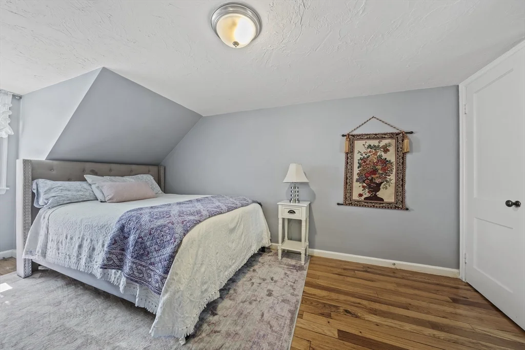 3 bed, 2 bath apartment for rent at 1822 Washington St Unit 0, Braintree Highlands — photo 12 of 15