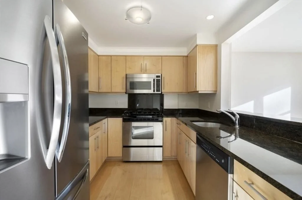 2 bed, 2 bath apartment for rent at 183-185A Massachusetts Ave Unit 304, Fenway — photo 3 of 19