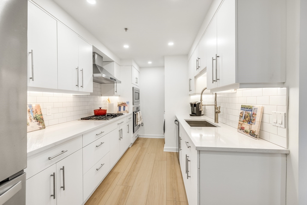 2 bed, 2 bath apartment for rent at 183-185A Massachusetts Ave Unit 803, Back Bay — photo 6 of 18