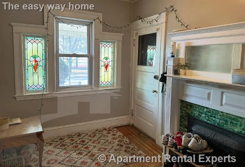 4 bed, 1 bath apartment for rent at 183 College Ave Unit 1, Davis Square — photo 8 of 11