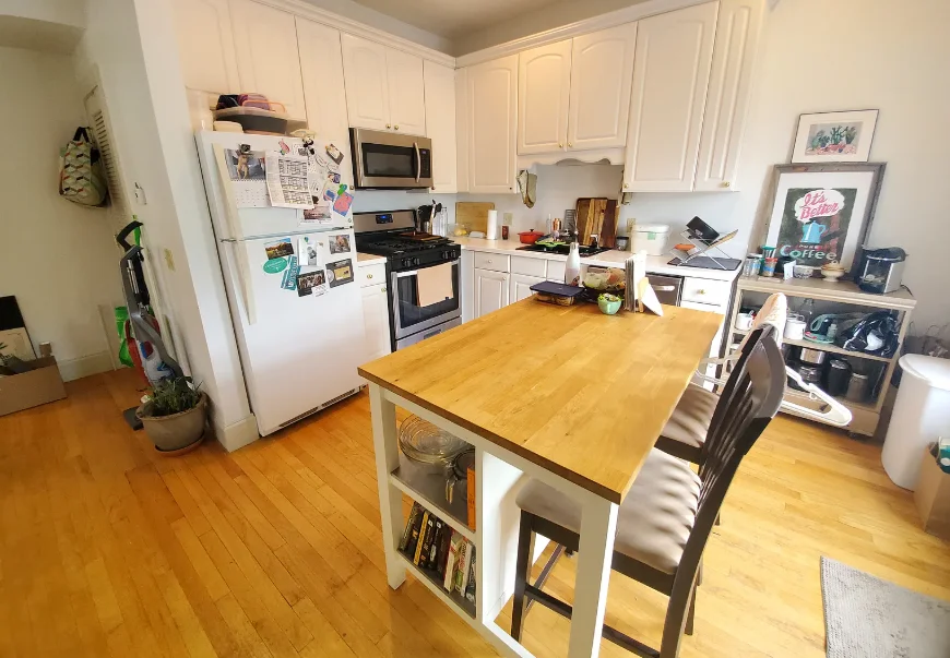 2 bed, 1 bath apartment for rent at 183 Columbia St Unit 203a, The Port — photo 11 of 15