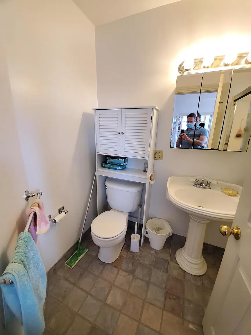 2 bed, 1 bath apartment for rent at 183 Columbia St Unit 204, The Port — photo 9 of 10
