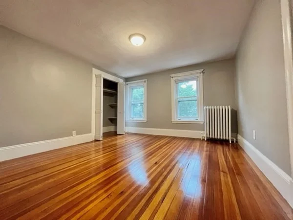 4 bed, 2 bath apartment for rent at 183 Cottage Park Rd Unit 2, Winthrop — photo 10 of 16