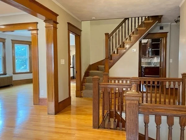 4 bed, 2 bath apartment for rent at 183 Cottage Park Rd Unit 2, Winthrop — photo 2 of 16