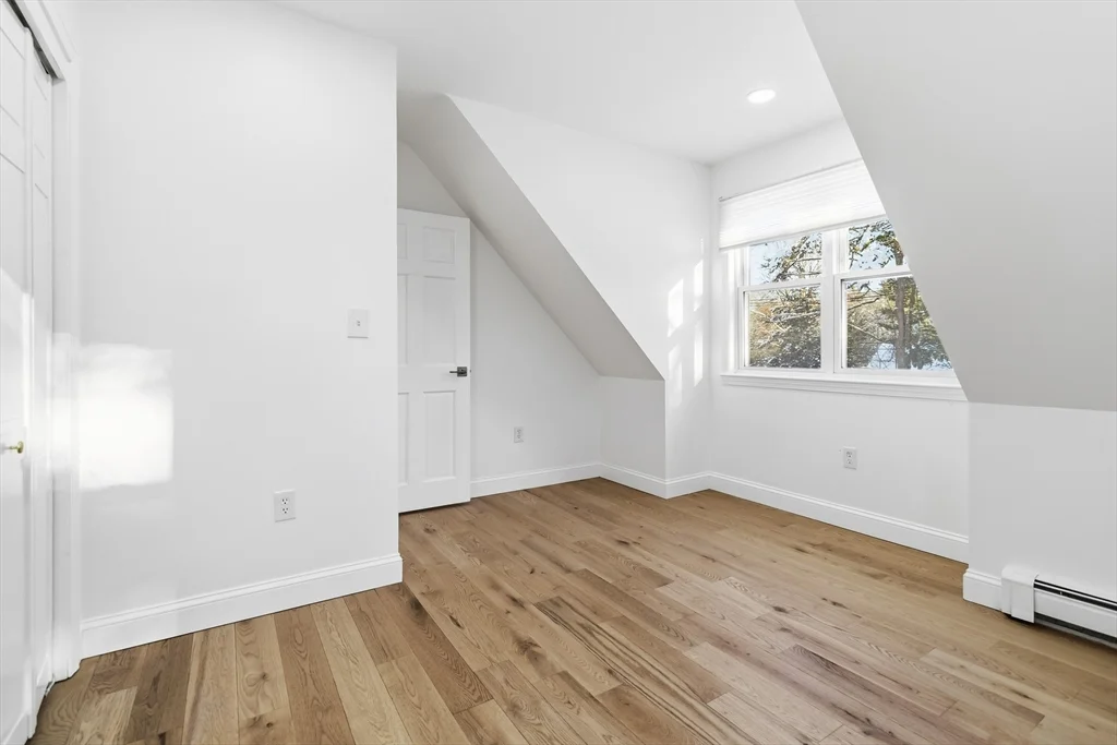 3 bed, 4+ bath apartment for rent at 183 Gardner St, Hingham — photo 33 of 41