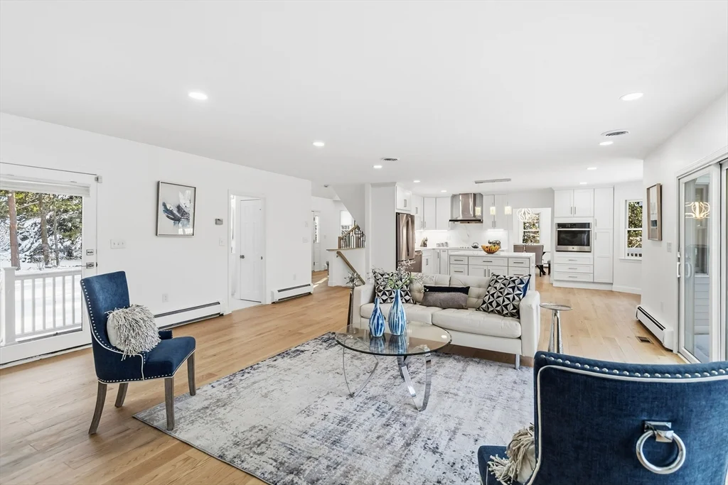 3 bed, 4+ bath apartment for rent at 183 Gardner St, Hingham — photo 7 of 41