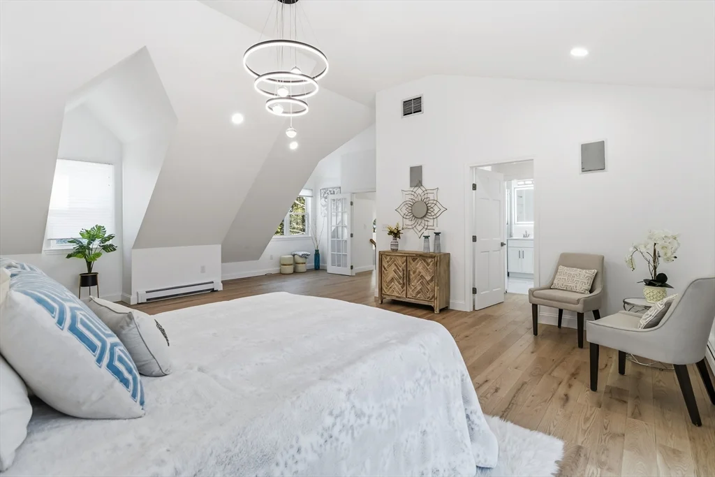 3 bed, 4+ bath apartment for rent at 183 Gardner St, Hingham — photo 23 of 41