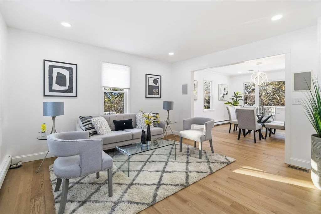 3 bed, 4+ bath apartment for rent at 183 Gardner St, Hingham — photo 17 of 41