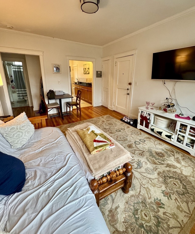2 bed, 1 bath apartment for rent at 183 Kent St Unit 3, Longwood — photo 2 of 7