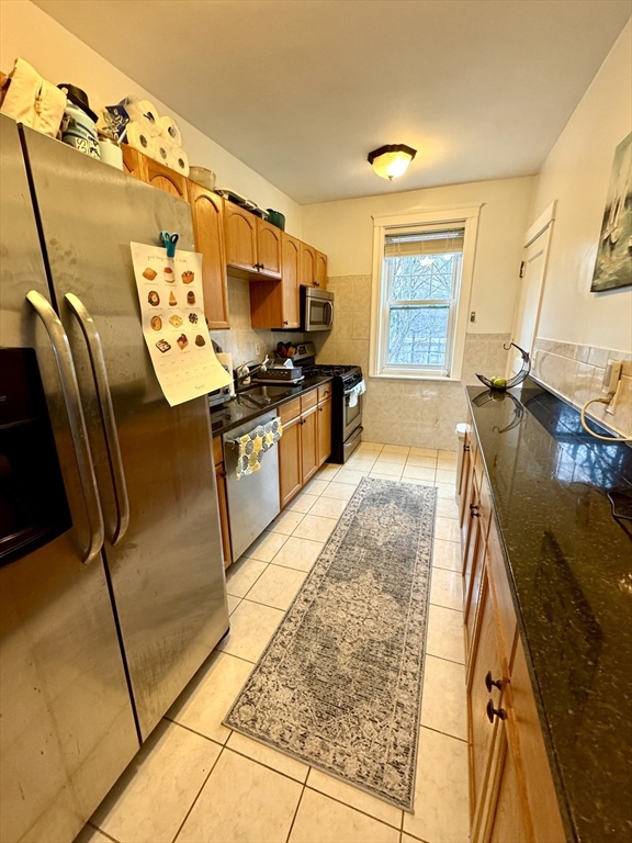 2 bed, 1 bath apartment for rent at 183 Kent St Unit 3, Longwood — photo 3 of 7