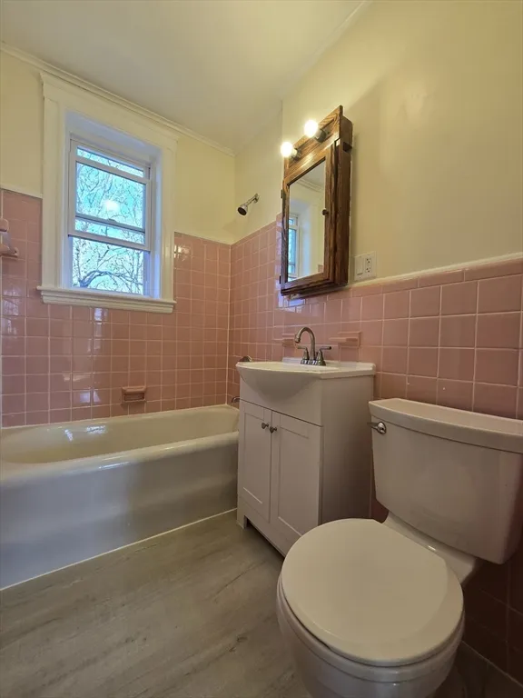 2 bed, 1 bath apartment for rent at 183 Kent Unit 5, Coolidge Corner — photo 9 of 9