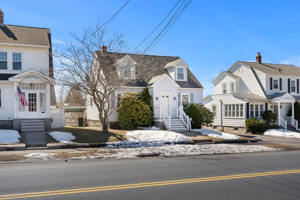 1 bed, 1 bath apartment for rent at 183 Massachusetts Ave Unit 2, North Andover — photo 2 of 23