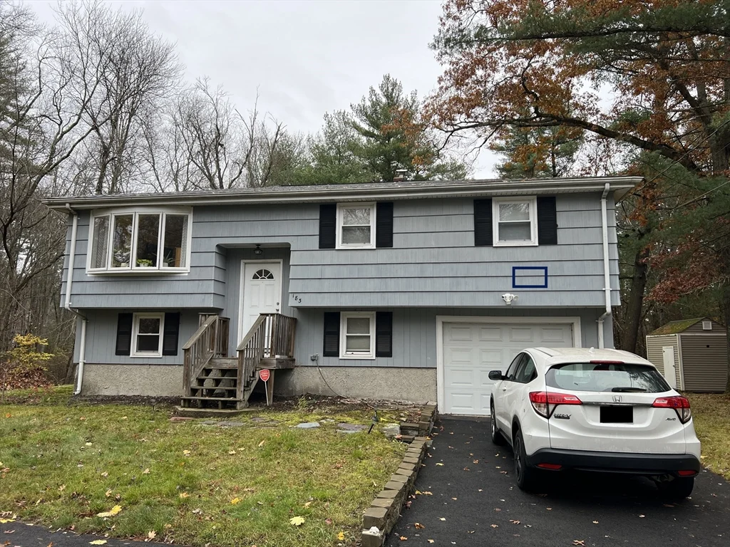 3 bed, 1 bath apartment for rent at 183 Oak St, Raynham — photo 1 of 18