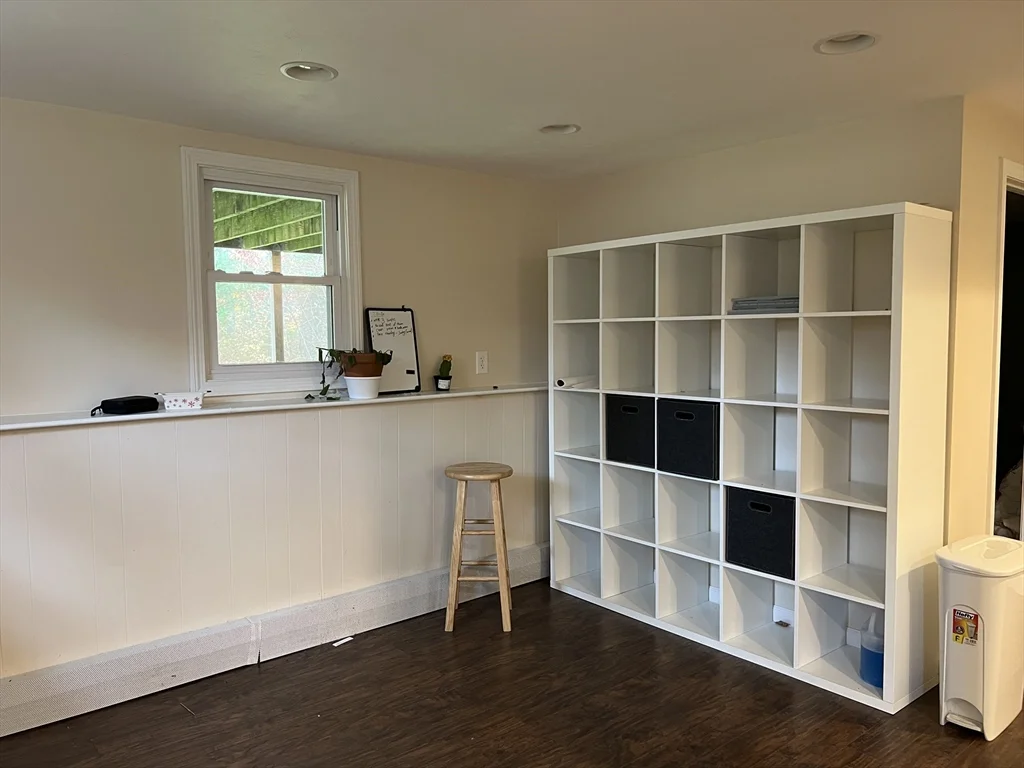 3 bed, 1 bath apartment for rent at 183 Oak St, Raynham — photo 14 of 18