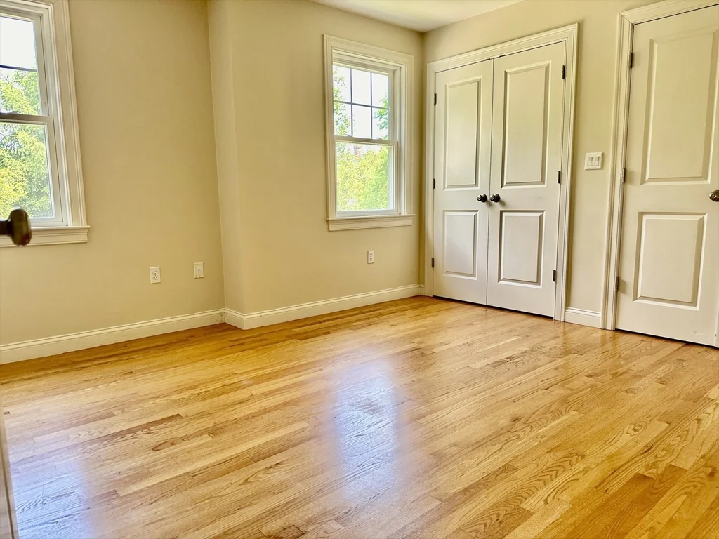 3 bed, 2 bath apartment for rent at 183 Summer St Unit 183, Watertown — photo 8 of 12