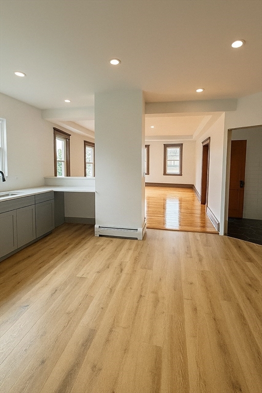3 bed, 1 bath apartment for rent at 183 Vernon St Unit 1, Worcester — photo 2 of 11