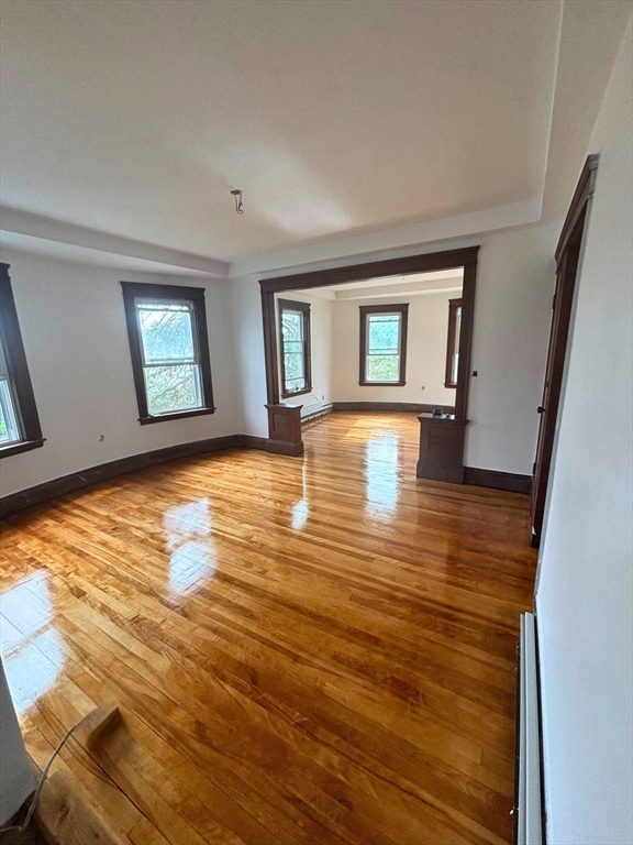 3 bed, 1 bath apartment for rent at 183 Vernon Unit 2, Worcester — photo 5 of 9