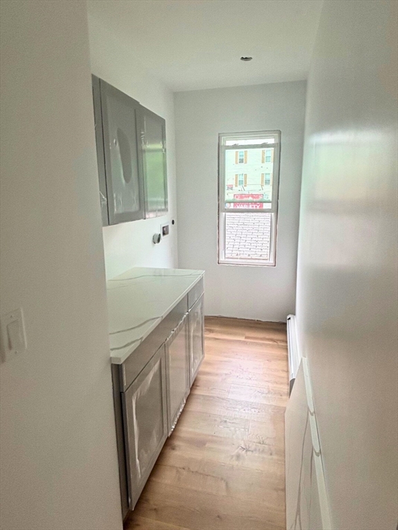 3 bed, 1 bath apartment for rent at 183 Vernon Unit 2, Worcester — photo 8 of 9