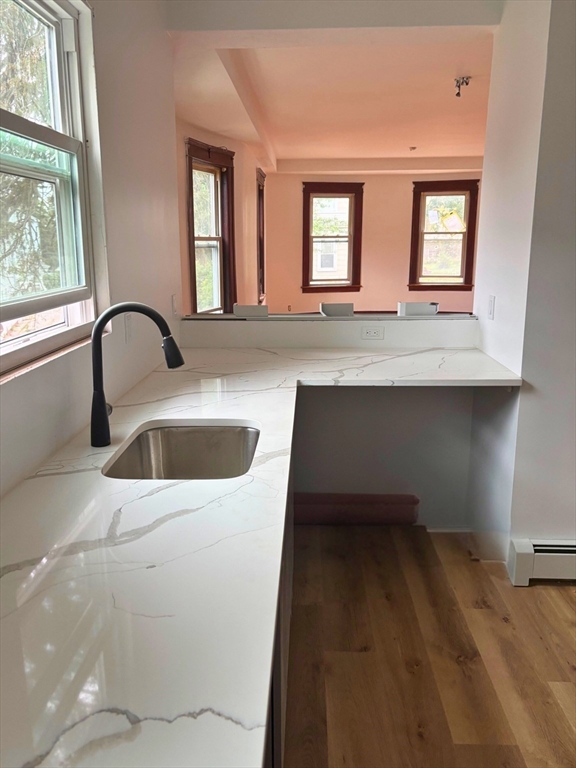 3 bed, 1 bath apartment for rent at 183 Vernon Unit 2, Worcester — photo 4 of 9