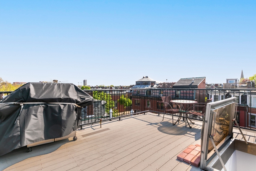1 bed, 1 bath apartment for rent at 183 W Canton St Unit 4-FURNISHED, South End — photo 10 of 12