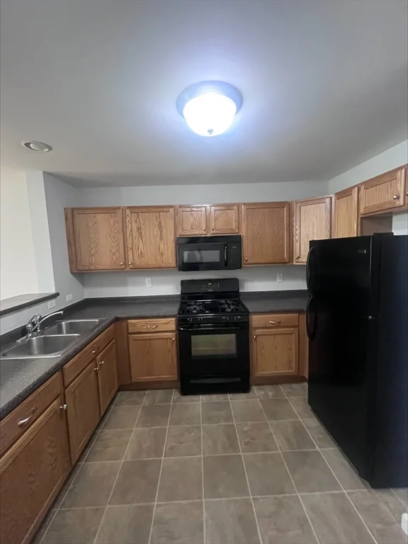 2 bed, 1 bath apartment for rent at 183 Washington Ave Unit 202, Chelsea — photo 2 of 10