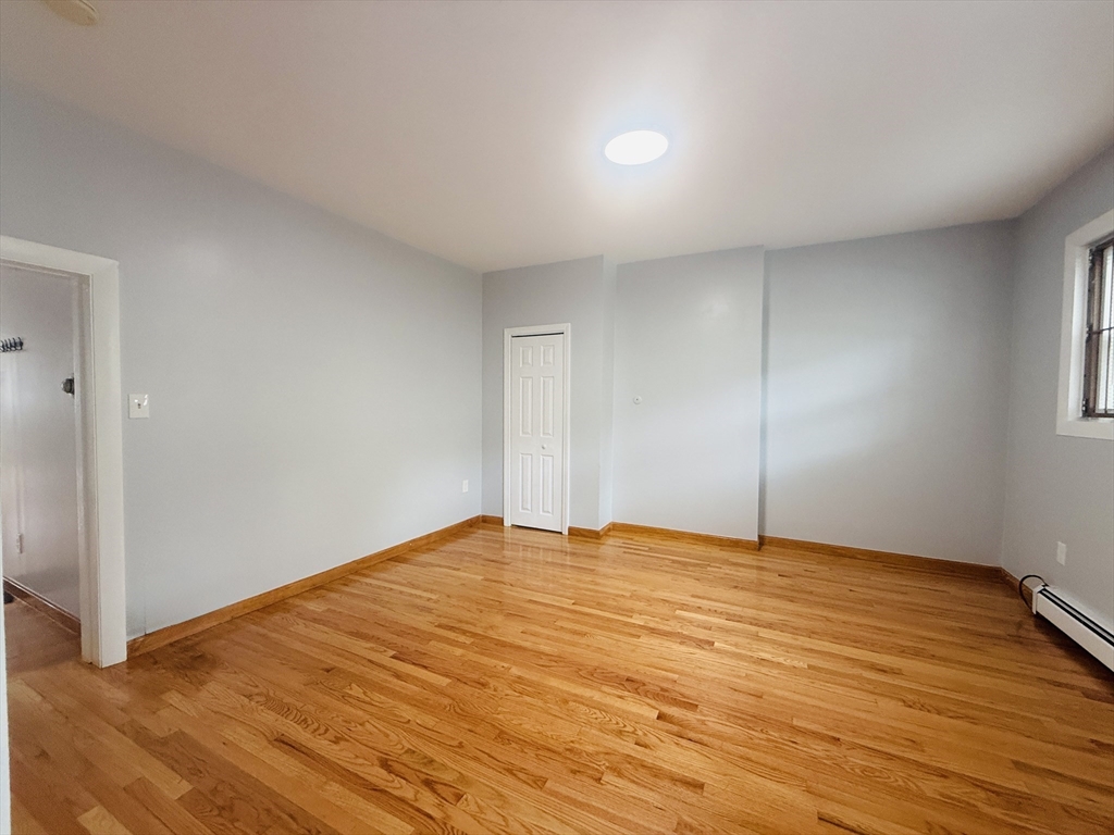 2 bed, 1 bath apartment for rent at 183 Windsor St Unit 1, The Port — photo 6 of 14