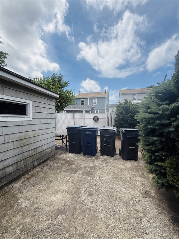 2 bed, 1 bath apartment for rent at 183 Windsor St Unit 1, The Port — photo 13 of 14