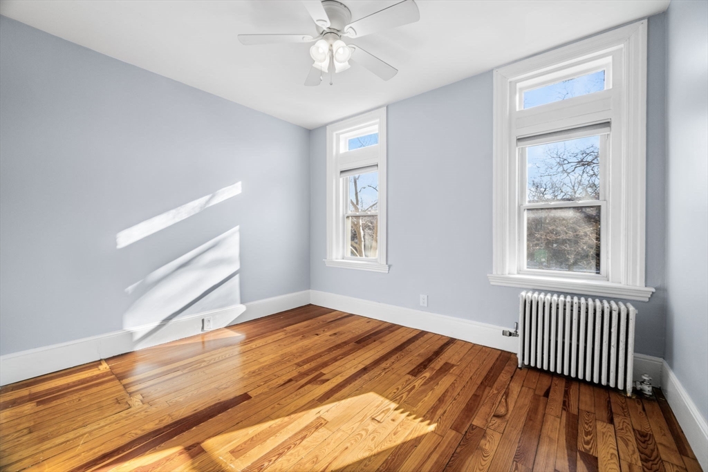 2 bed, 1 bath apartment for rent at 1834 Beacon St Unit 5, Brookline — photo 3 of 6