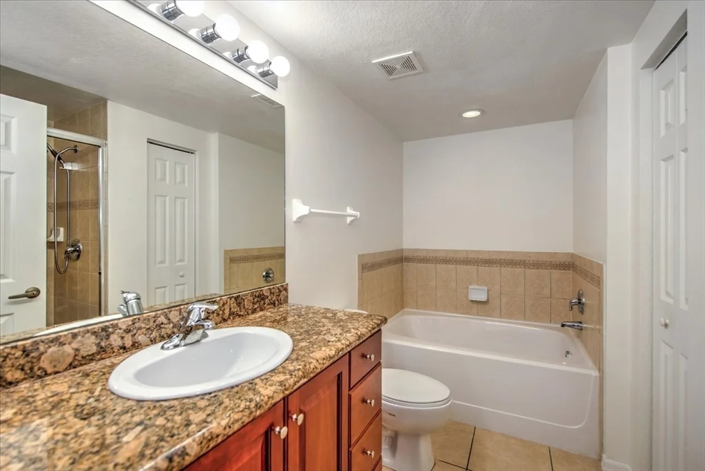 3 bed, 2 bath apartment for rent at 1836 Concordia Lake Circle Unit 1303, Cape Coral — photo 15 of 37