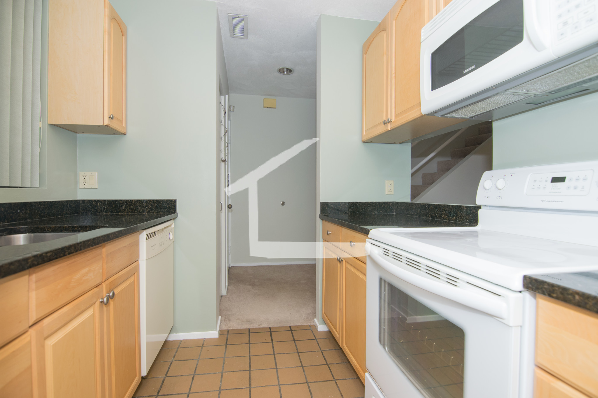 2 bed, 1 bath apartment for rent at 184 Allston St Unit 2, Brighton — photo 3 of 15