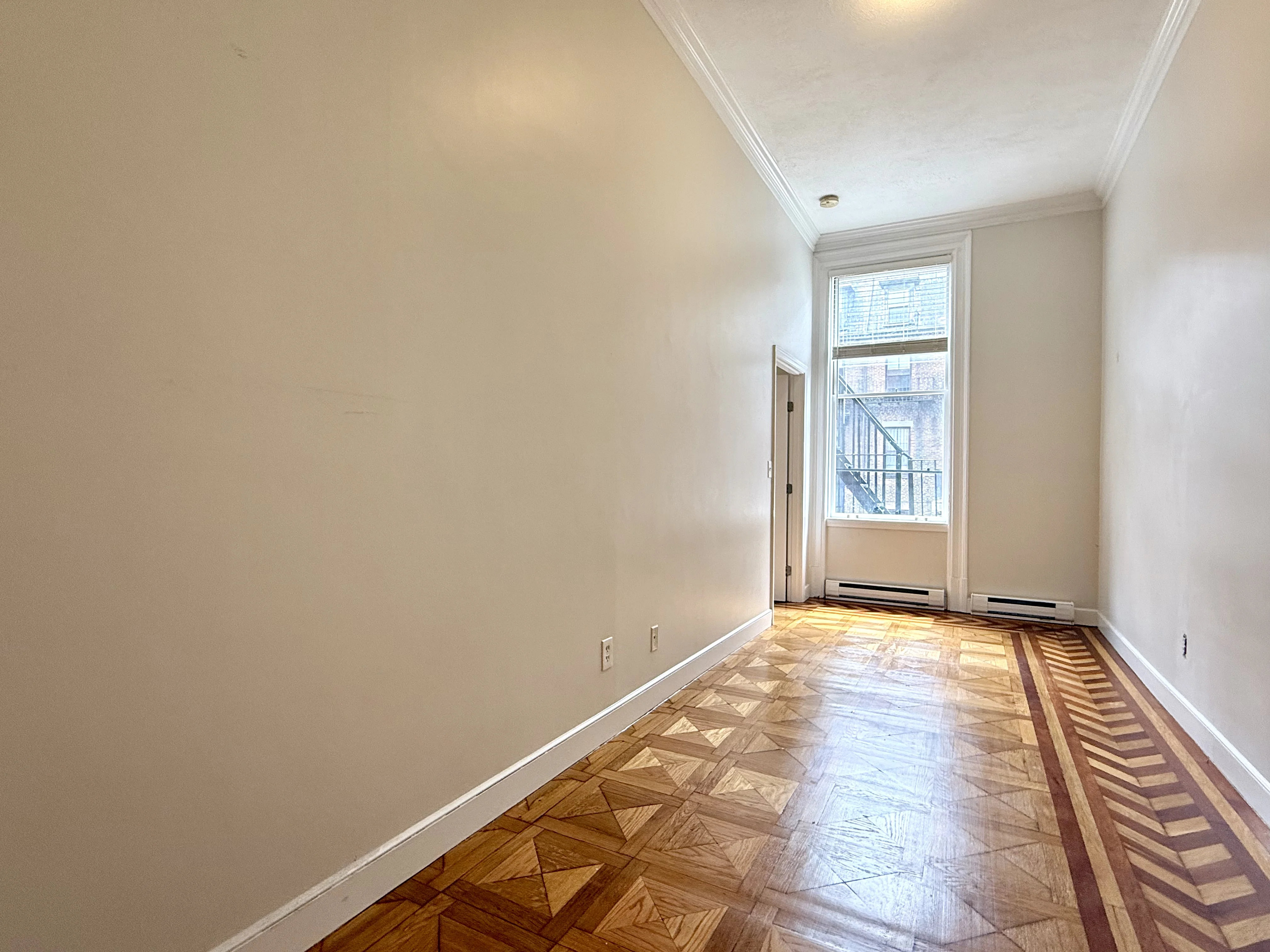 1 bed, 1 bath apartment for rent at 184 Beacon St Unit 2R, Back Bay — photo 8 of 11