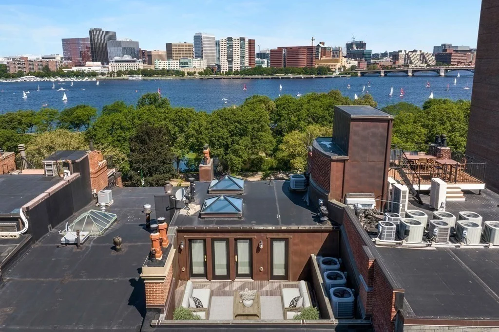 3 bed, 2 bath apartment for rent at 184 Beacon Unit Penthouse, Back Bay — photo 1 of 23