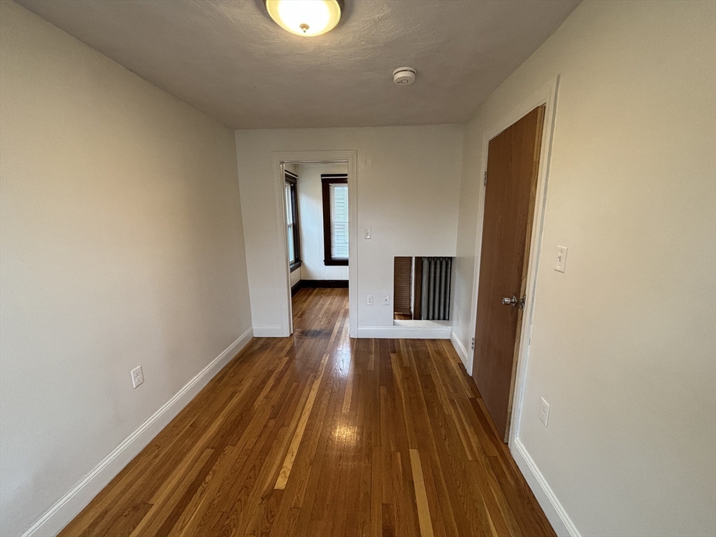 2 bed, 1 bath apartment for rent at 184 Bucknam Unit 2, Everett — photo 11 of 14
