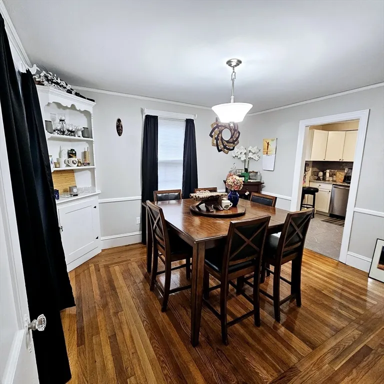 3 bed, 2 bath apartment for rent at 184 Canton St Unit 0, East Side — photo 5 of 20