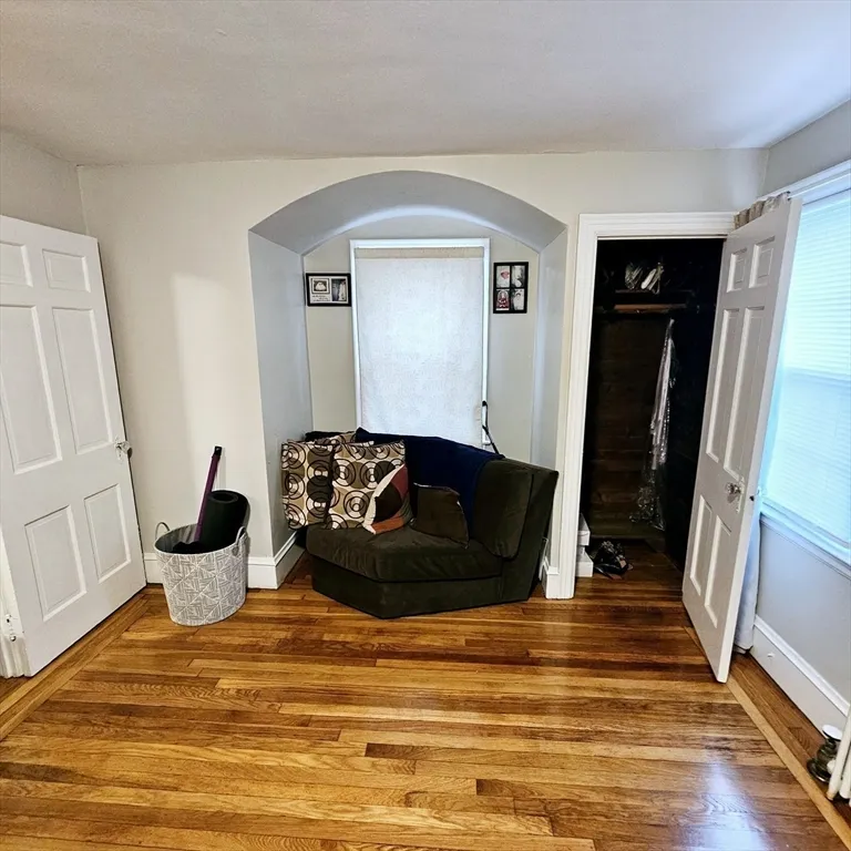 3 bed, 2 bath apartment for rent at 184 Canton St Unit 0, East Side — photo 13 of 20