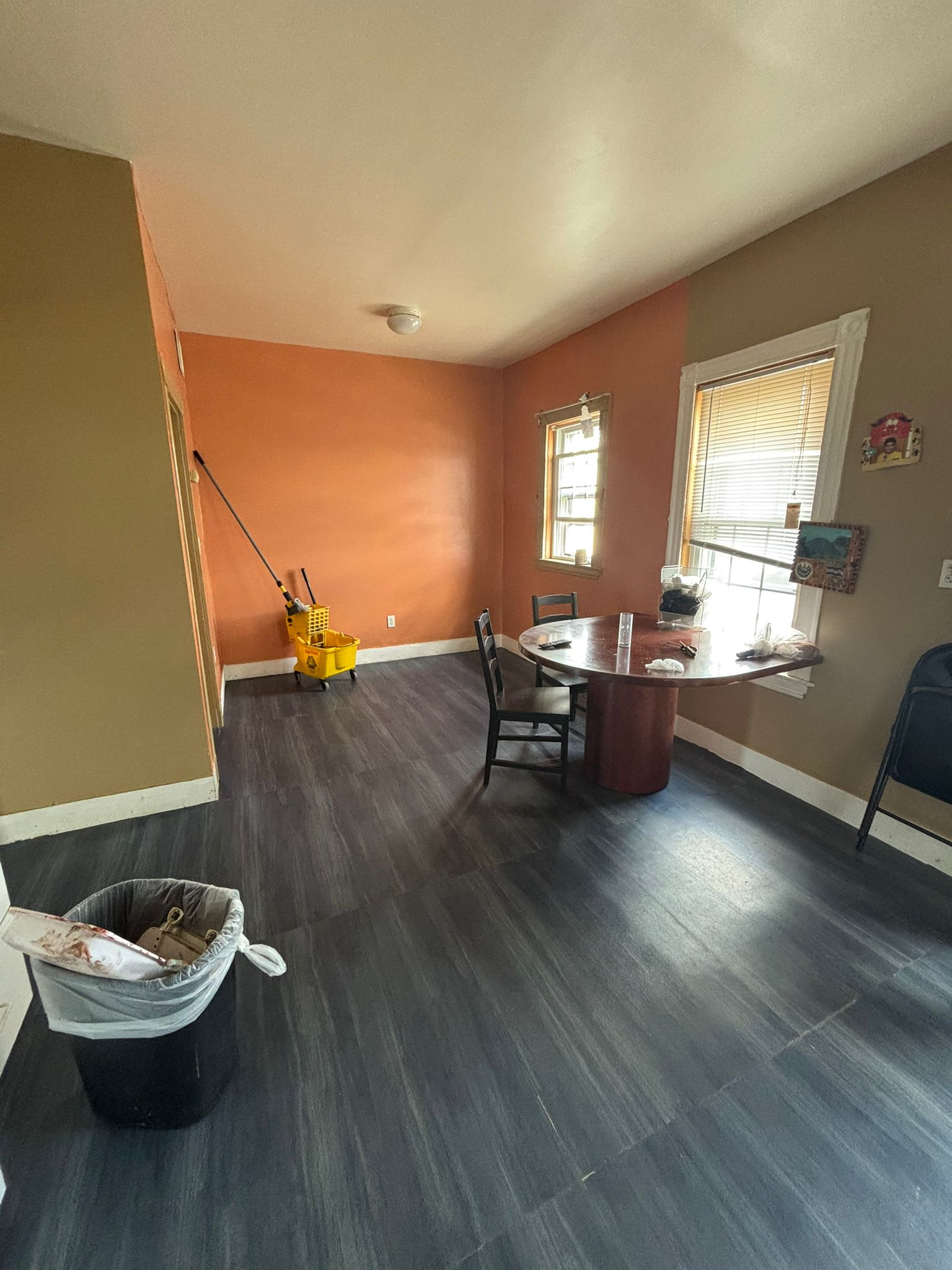 3 bed, 1 bath apartment for rent at 184 Congress Ave Unit 3, Chelsea — photo 3 of 16