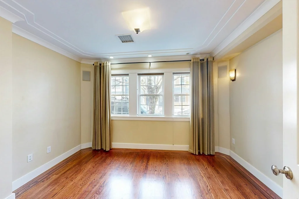 2 bed, 2 bath apartment for rent at 184 K St Unit 1, South Boston — photo 5 of 10