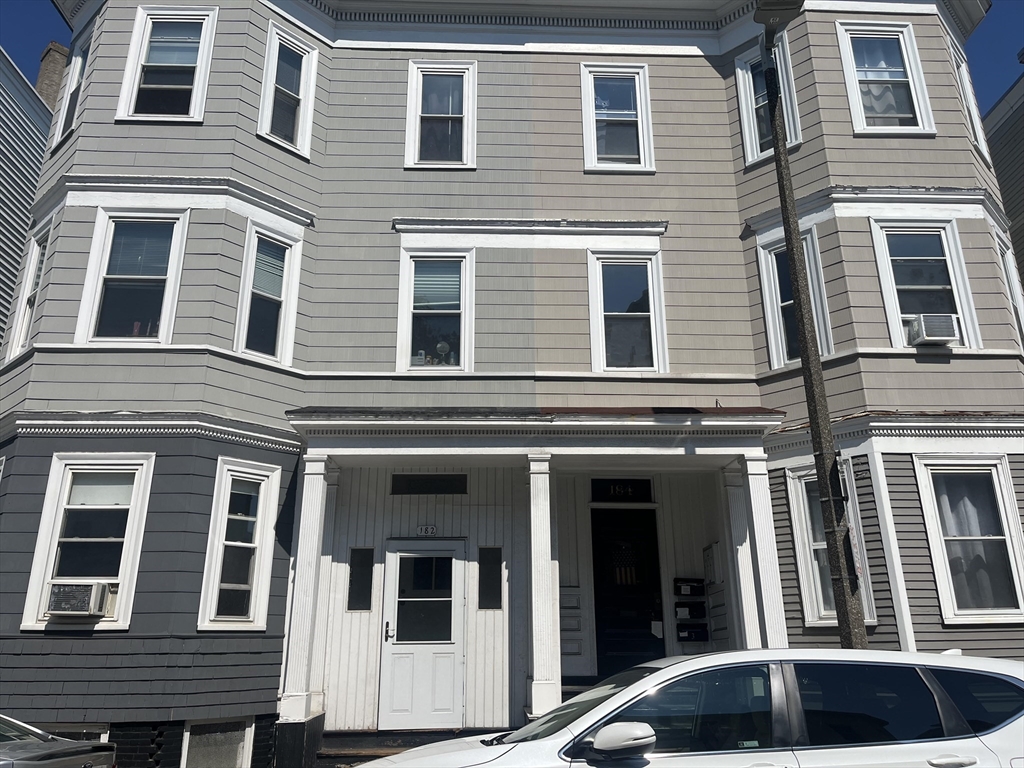 2 bed, 1 bath apartment for rent at 184 L St Unit 2, South Boston
