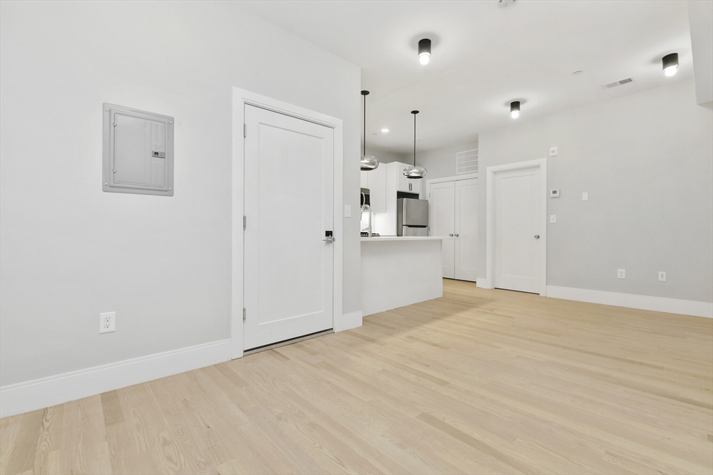 2 bed, 2 bath apartment for rent at 184 Paris St Unit 2, East Boston — photo 7 of 10