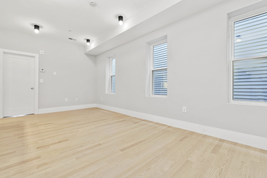 2 bed, 2 bath apartment for rent at 184 Paris St Unit 2, East Boston — photo 6 of 10