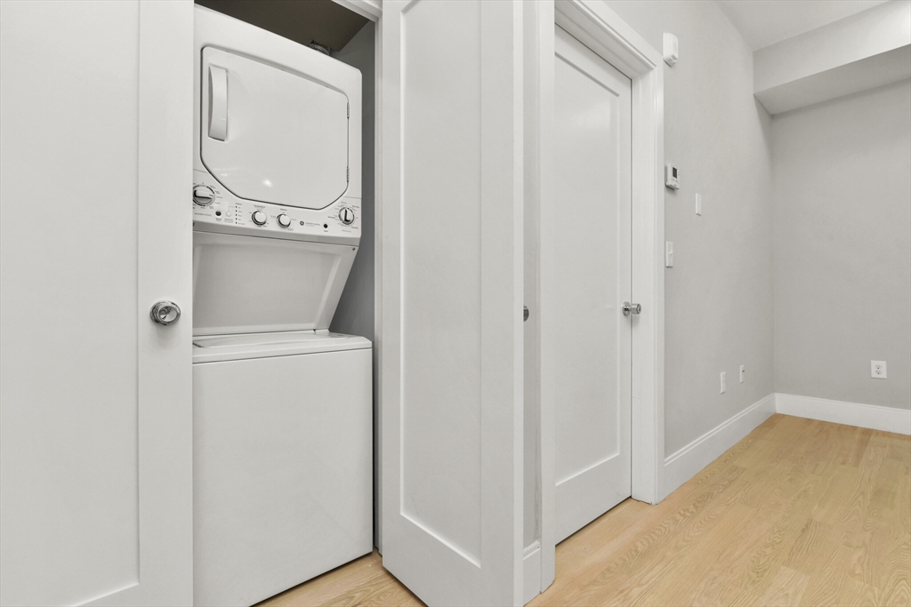 2 bed, 2 bath apartment for rent at 184 Paris St Unit 2, East Boston — photo 8 of 10