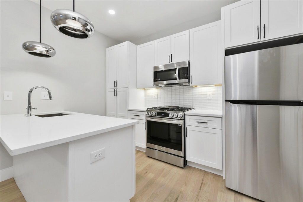 2 bed, 2 bath apartment for rent at 184 Paris St Unit 2, East Boston