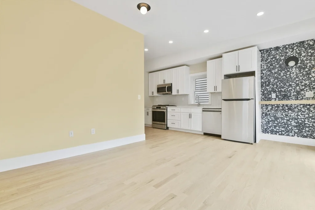 3 bed, 2 bath apartment for rent at 184 Paris Unit 3, East Boston — photo 1 of 16
